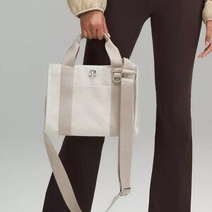 Lululemon Two-Tone Tote Bag Mini Structured Canvas Bag Double Strap Tan Beige